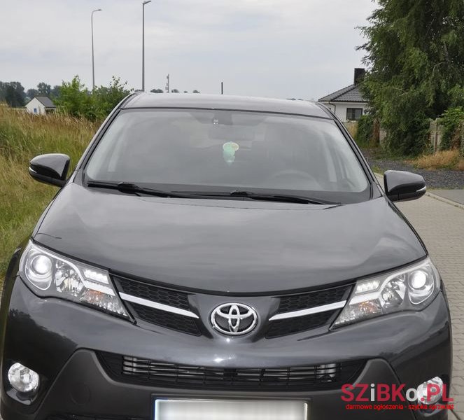 2013' Toyota RAV4 photo #2