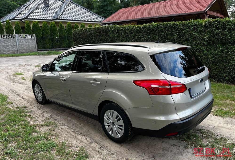 2015' Ford Focus photo #2