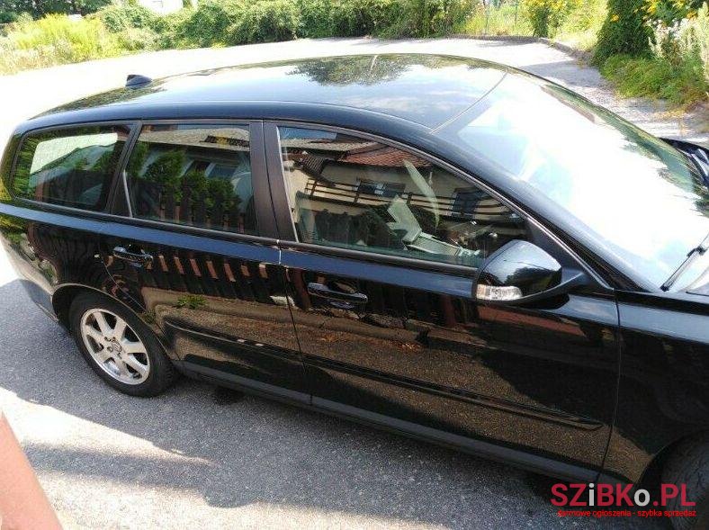 2010' Volvo V50 photo #1