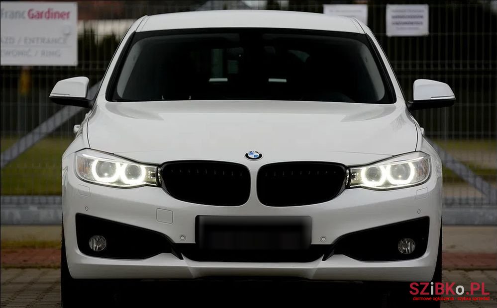 2014' BMW 3Gt 318D Luxury Line photo #1