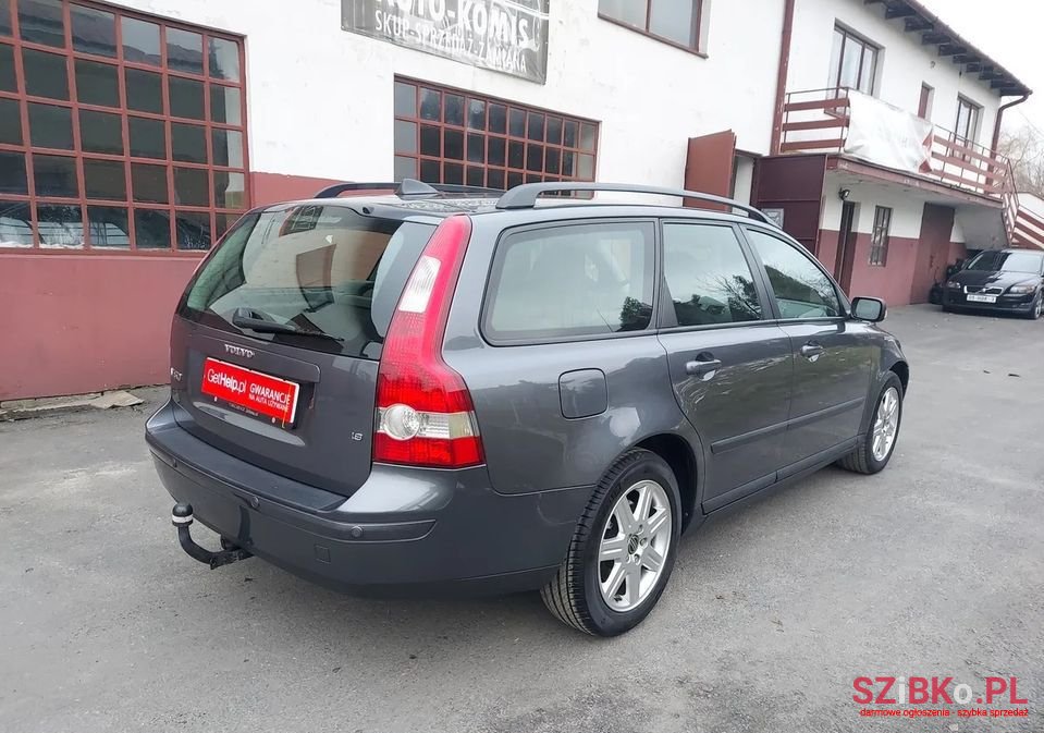 2005' Volvo V50 photo #2