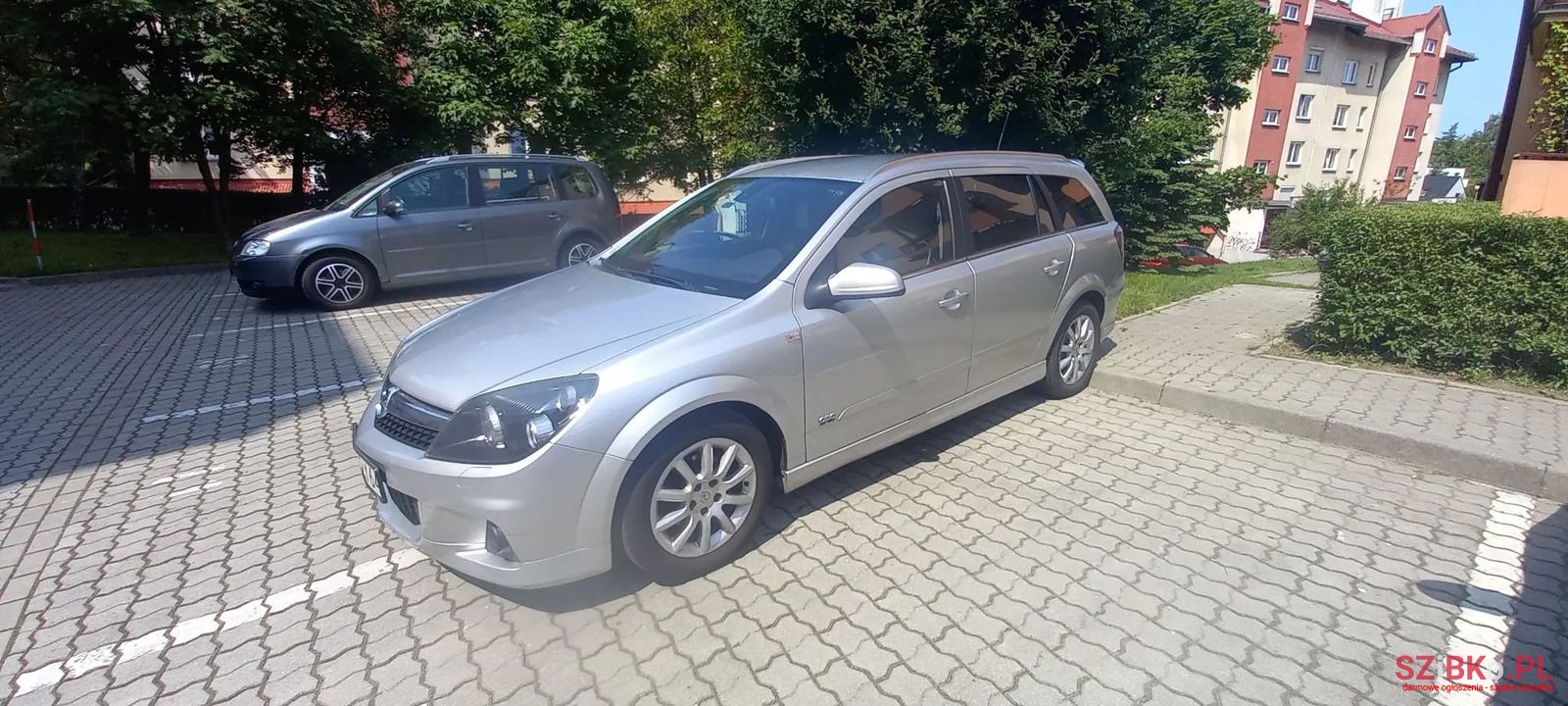 2008' Opel Astra photo #6