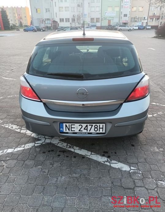 2006' Opel Astra photo #3