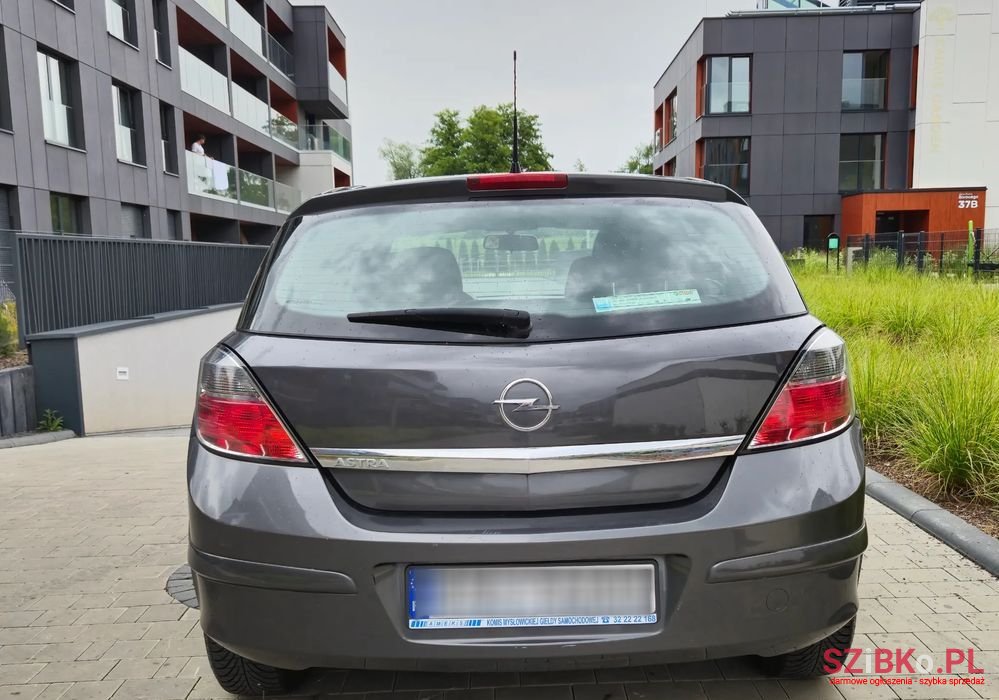 2012' Opel Astra Iv 1.6 Active photo #5