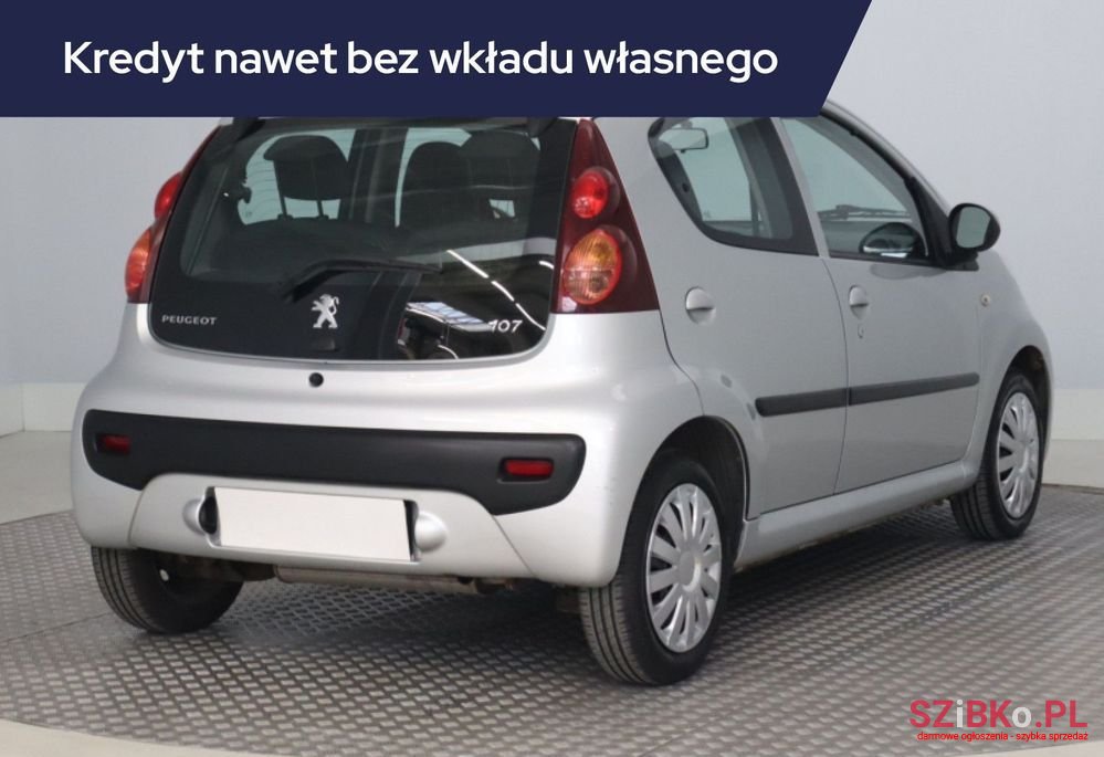 2012' Peugeot 107 photo #5