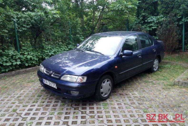 1996' Nissan Primera photo #1