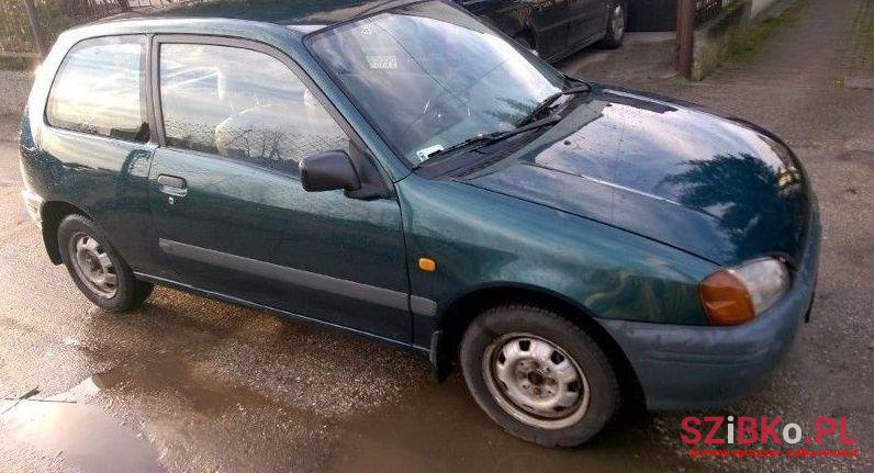 1997' Toyota Starlet photo #2