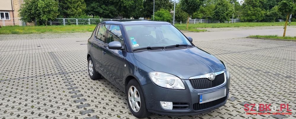 2008' Skoda Fabia 1.9 Tdi Comfort photo #3