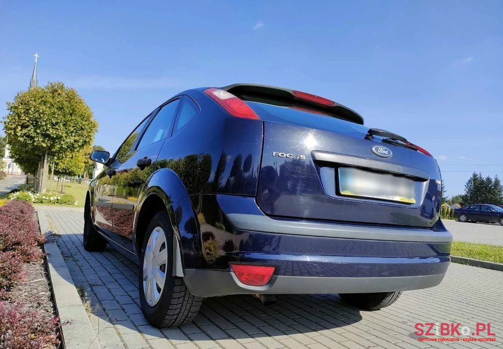 2005' Ford Focus photo #3