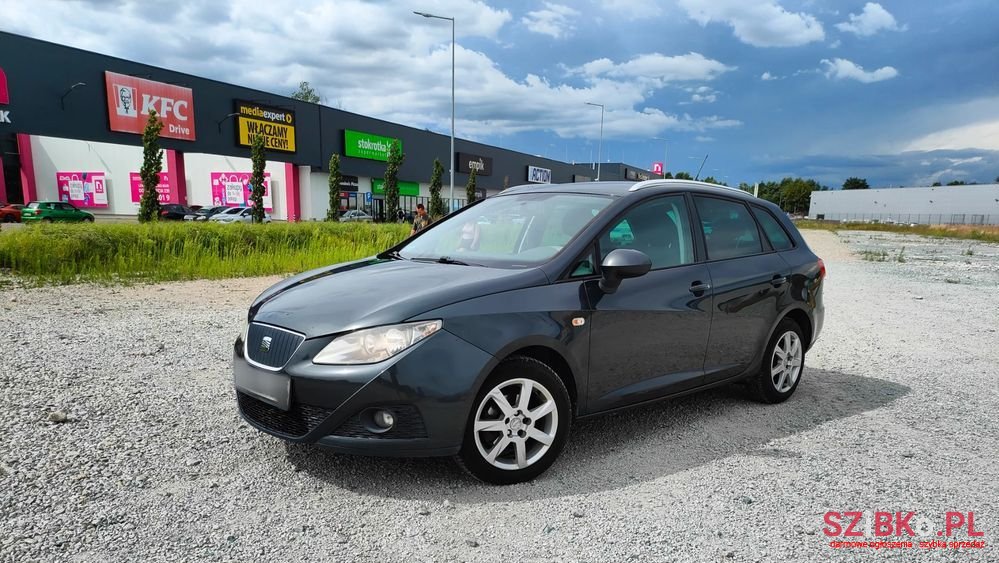 2011' SEAT Ibiza photo #5