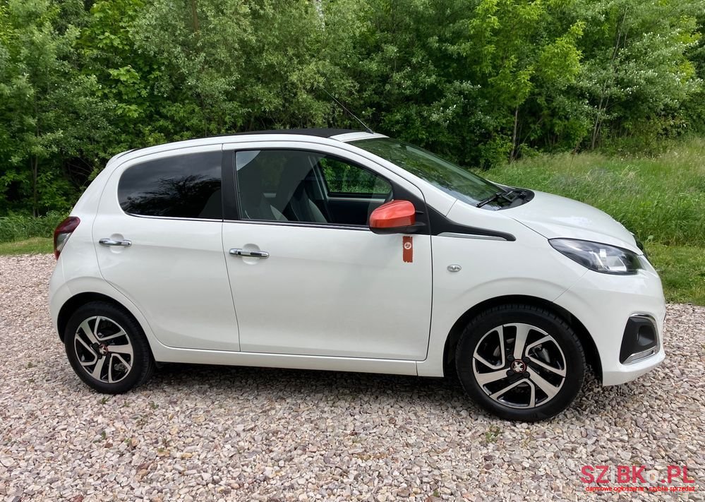2015' Peugeot 108 Puretech 82 photo #6