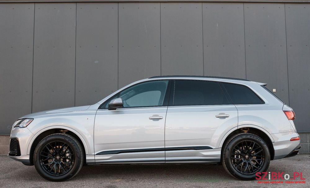 2023' Audi Q7 photo #4