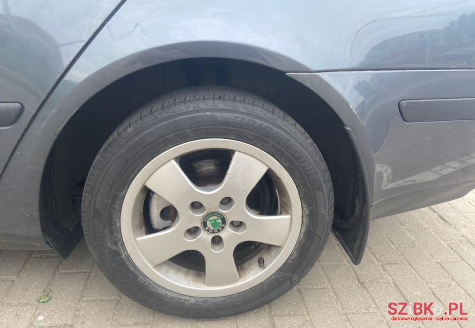 2007' Skoda Octavia photo #1