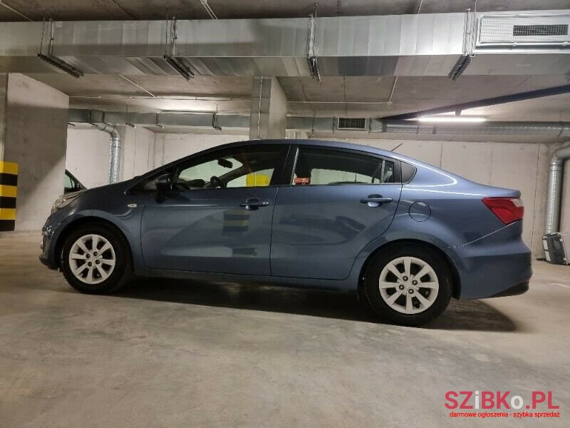 2016' Kia Rio photo #5