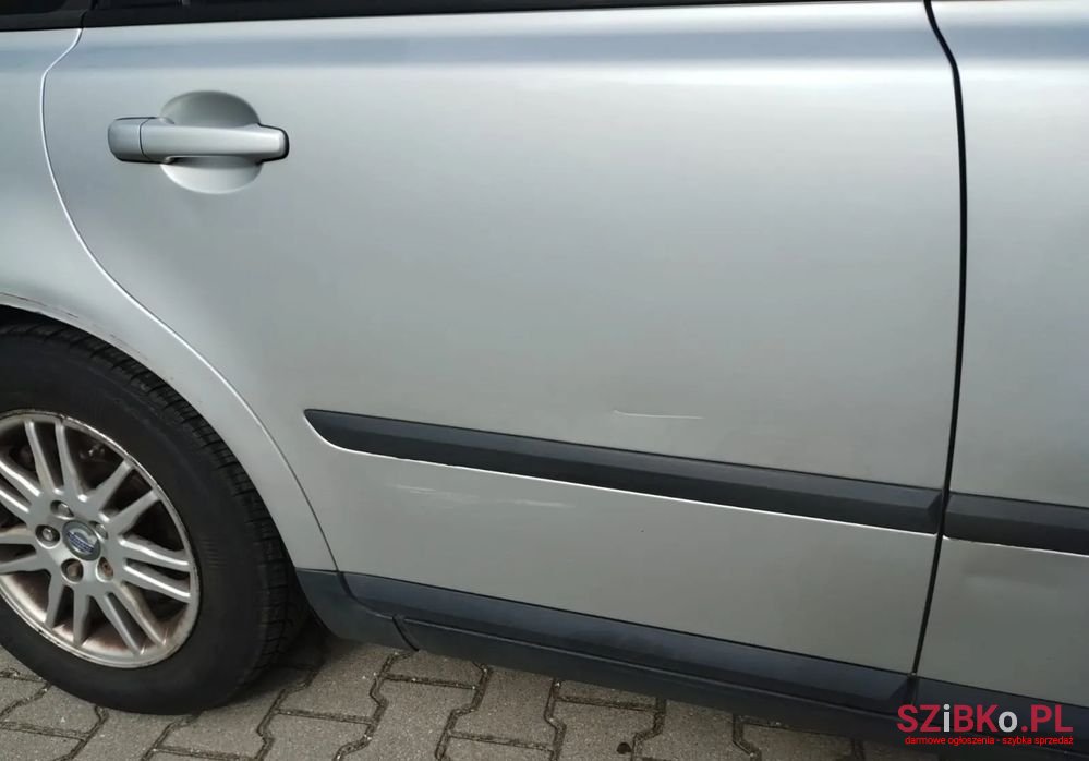 2005' Volvo V50 photo #5