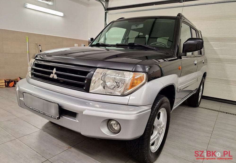 2005' Mitsubishi Pajero Pinin photo #4