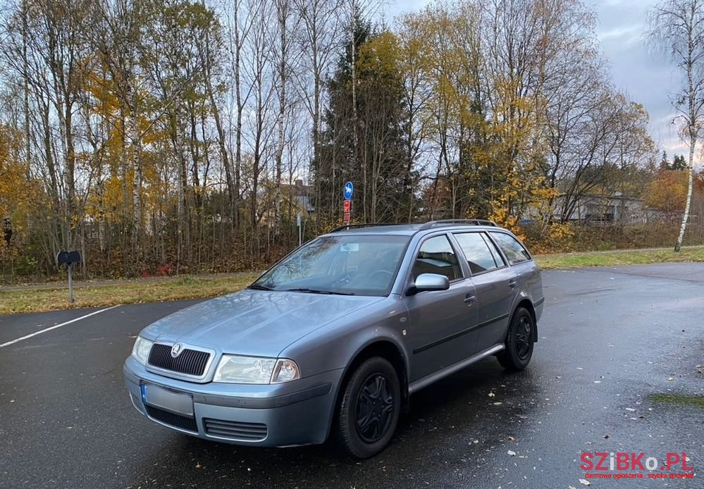 2001' Skoda Octavia photo #2