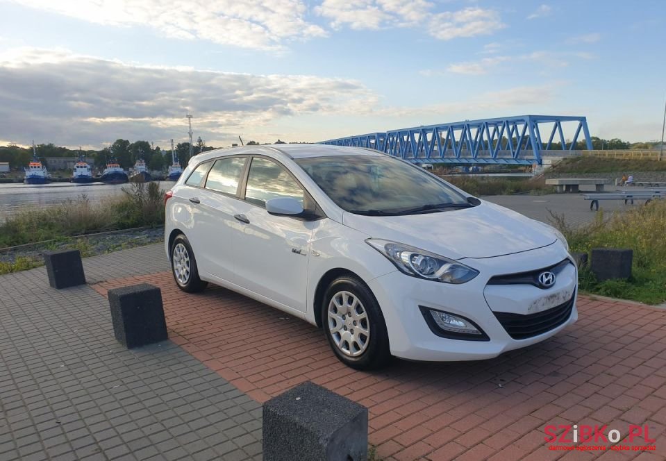 2014' Hyundai i30 photo #3