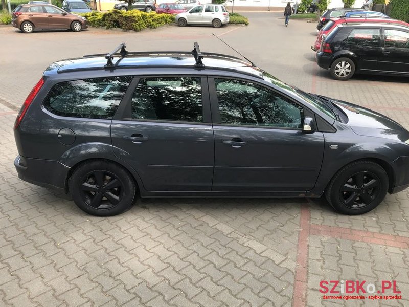 2007' Ford Focus 1.8 Tdci Ghia photo #6