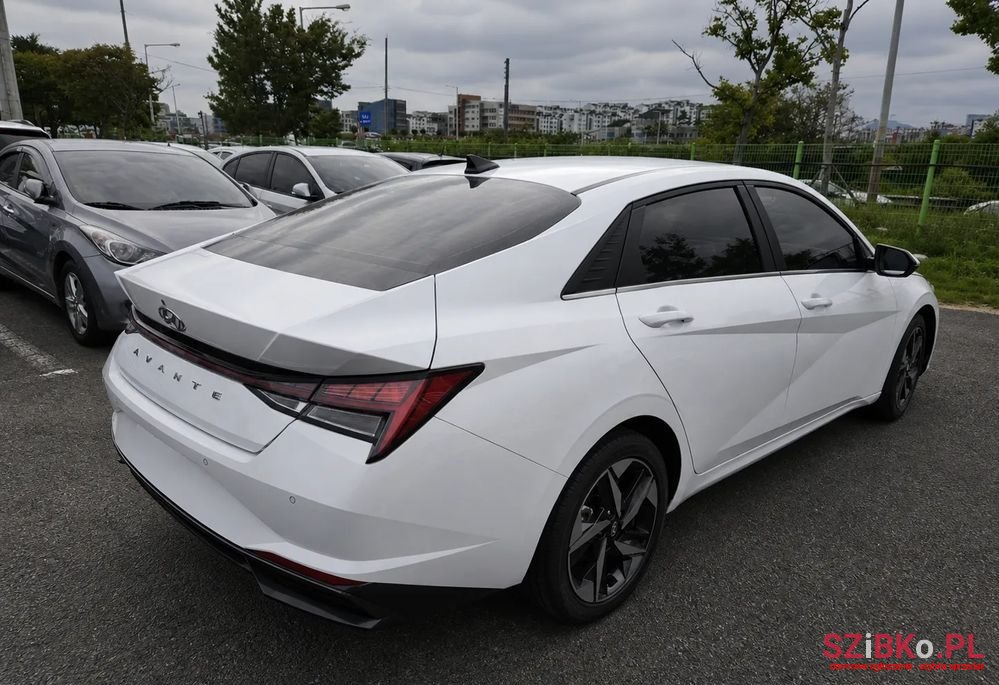2021' Hyundai Elantra photo #3
