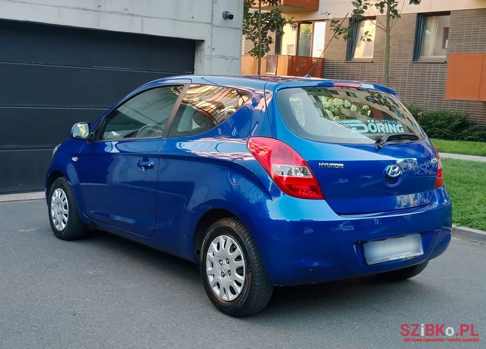 2010' Hyundai i20 photo #4