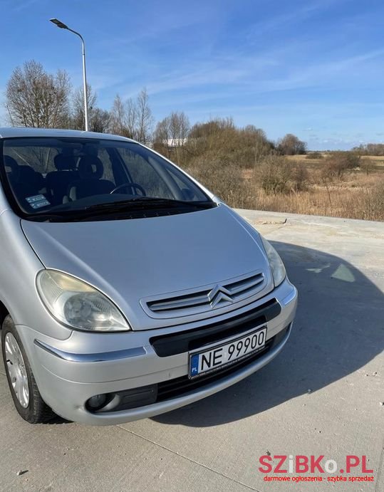2004' Citroen Xsara Picasso photo #5