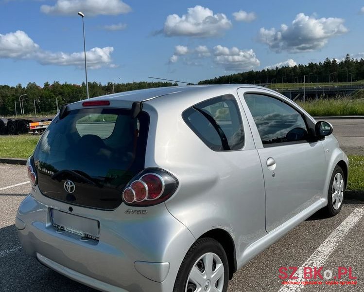 2010' Toyota Aygo photo #5