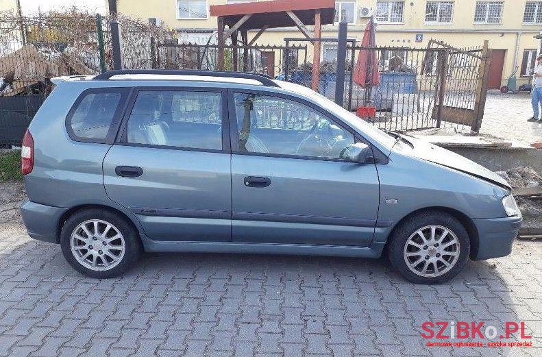2002' Mitsubishi Space Star photo #2