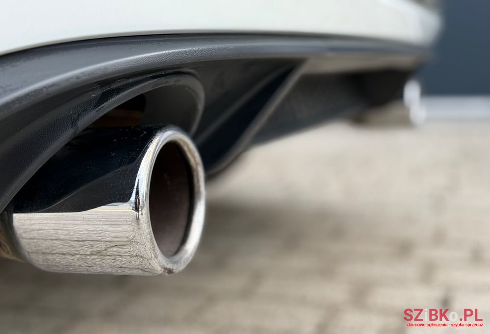 2018' Volkswagen Golf photo #4