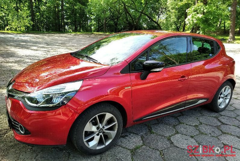 2016' Renault Clio photo #1