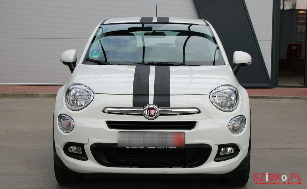 2015' Fiat 500X photo #2