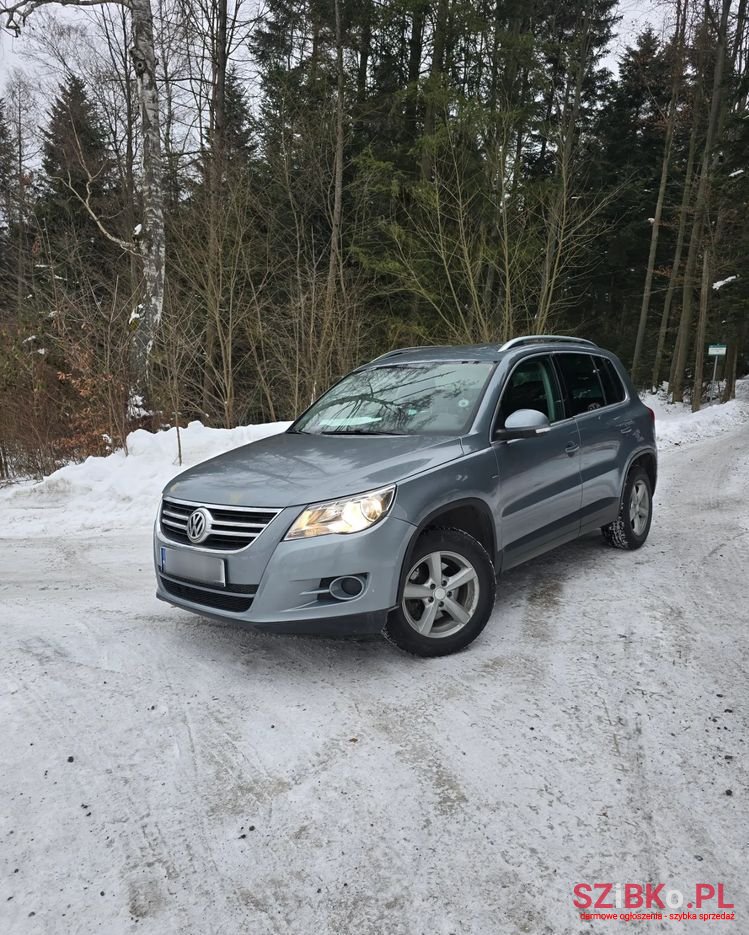 2008' Volkswagen Tiguan photo #1