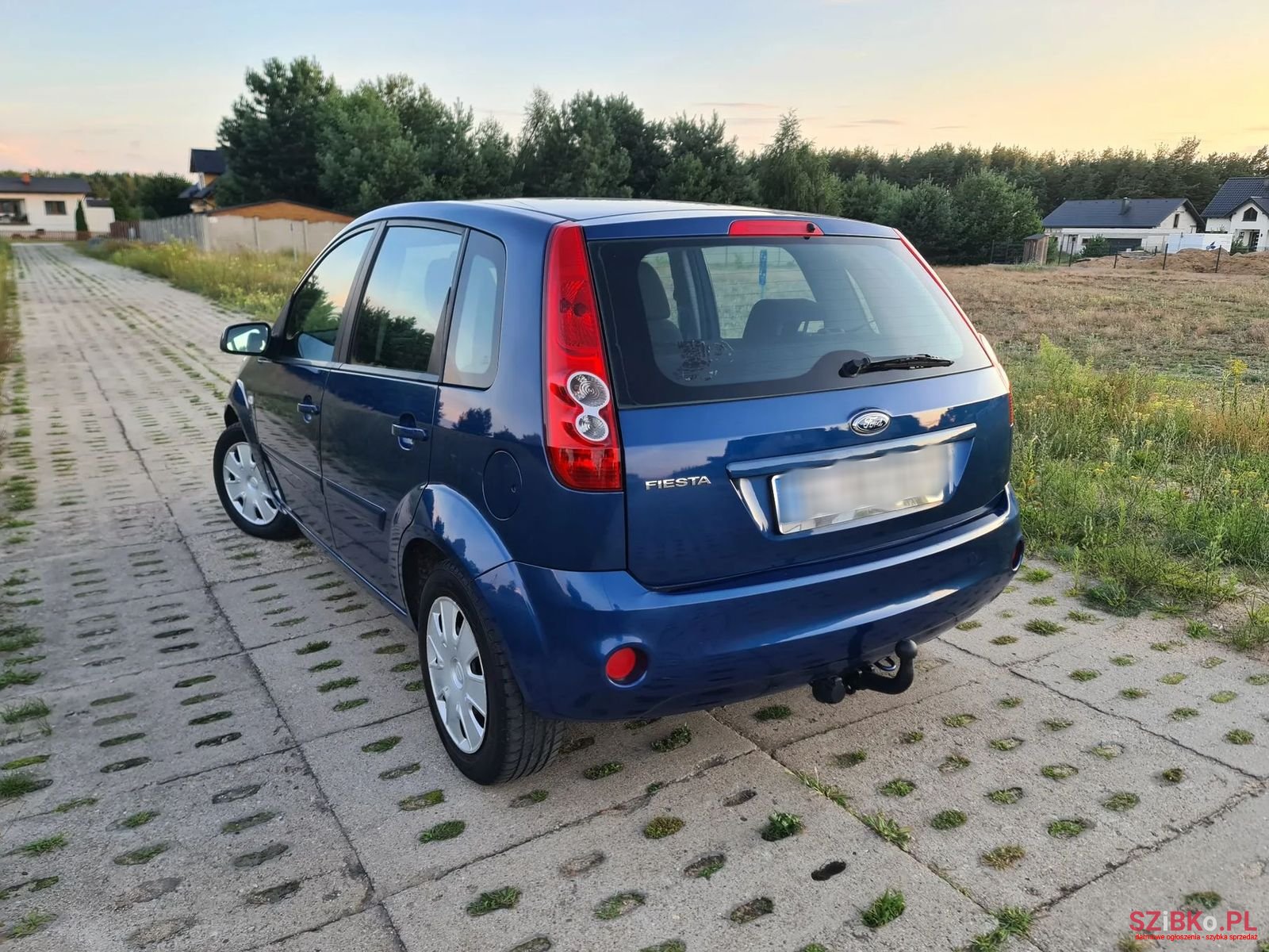 2008' Ford Fiesta photo #4