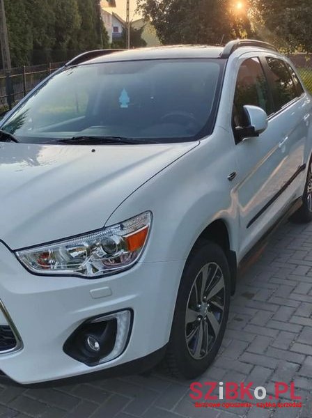 2014' Mitsubishi ASX photo #3