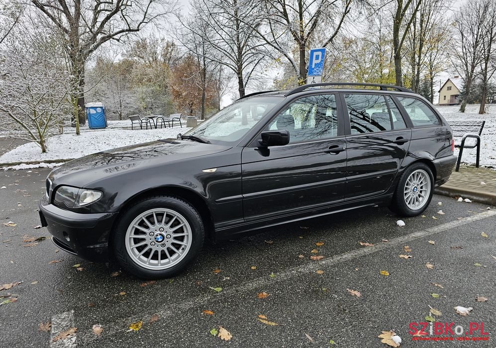 2003' BMW 3 Series photo #2