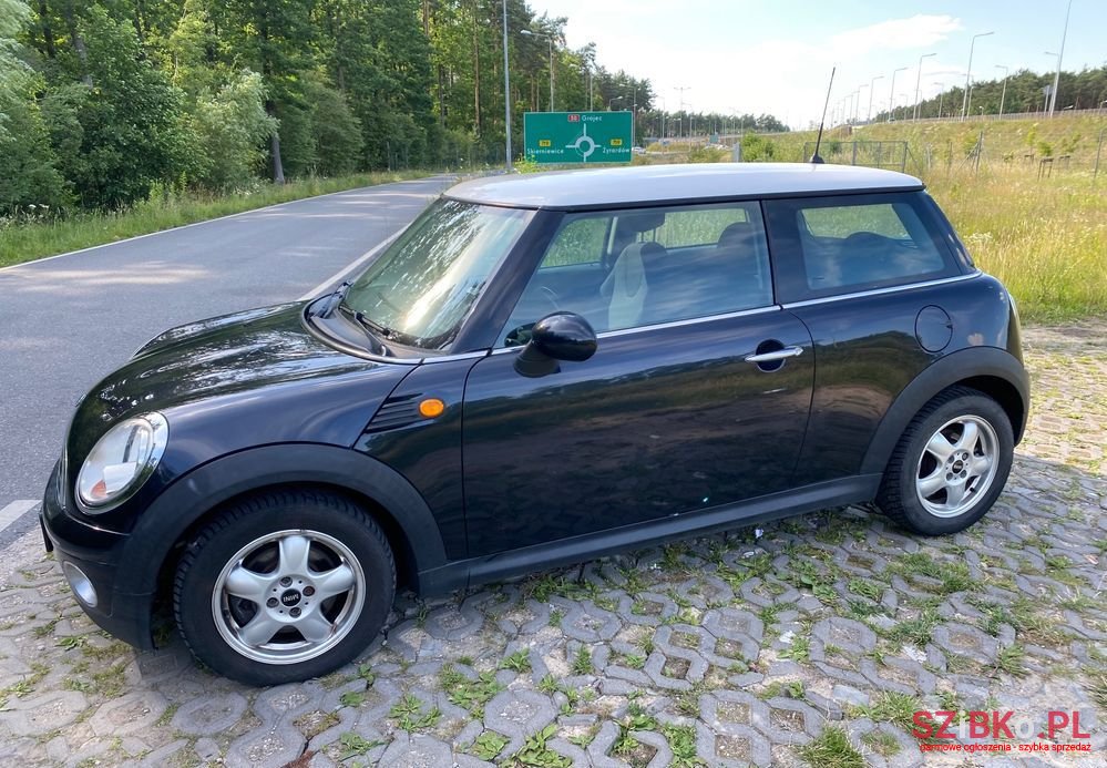 2007' MINI One Standard photo #2