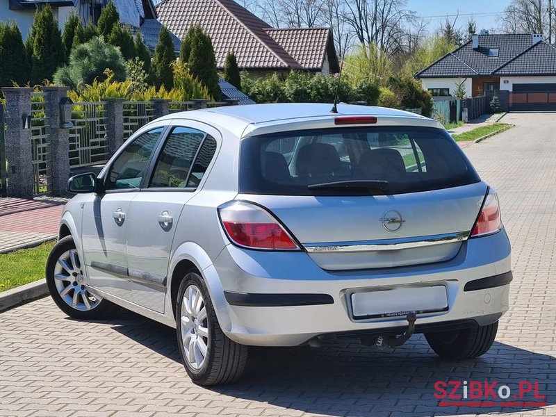 2004' Opel Astra photo #6