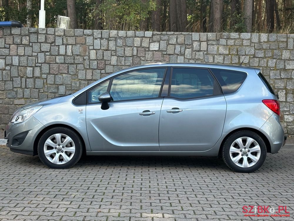 2012' Opel Meriva photo #2