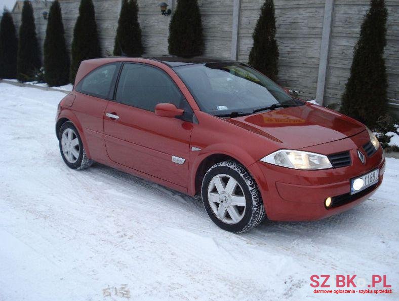 2003' Renault Megane photo #2