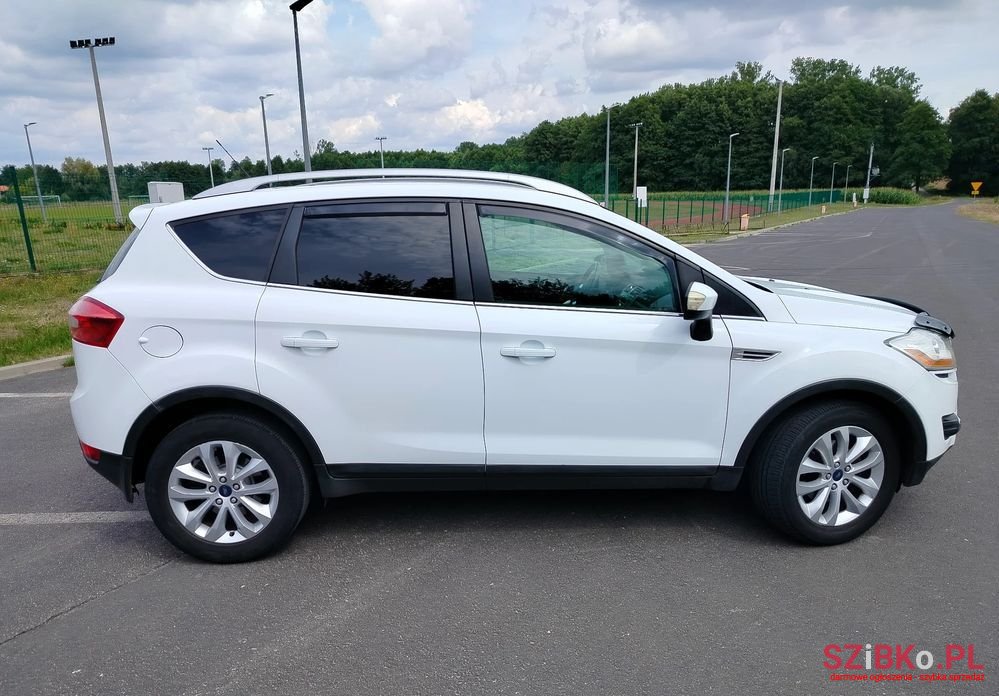 2011' Ford Kuga photo #2