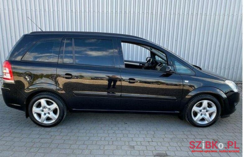 2008' Opel Zafira photo #1