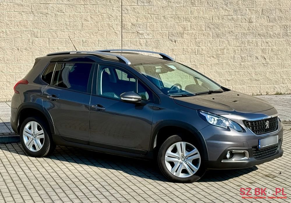 2019' Peugeot 2008 photo #3