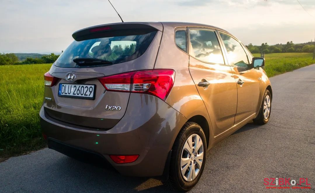 2012' Hyundai Ix20 photo #2