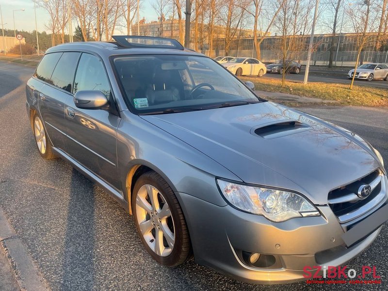 2008' Subaru Legacy photo #3