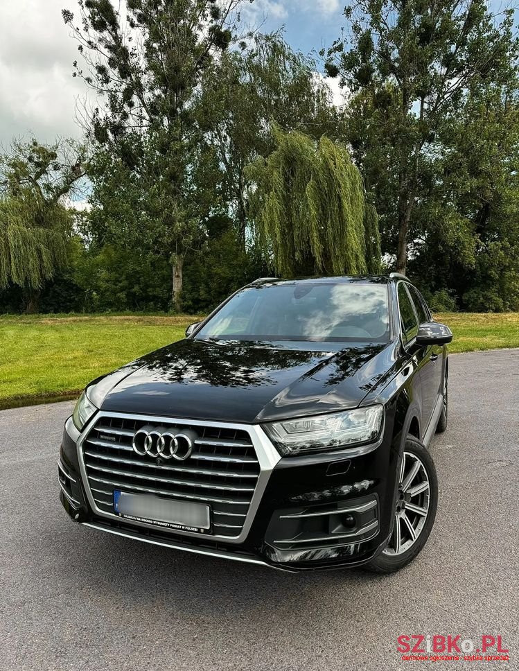 2016' Audi Q7 photo #2