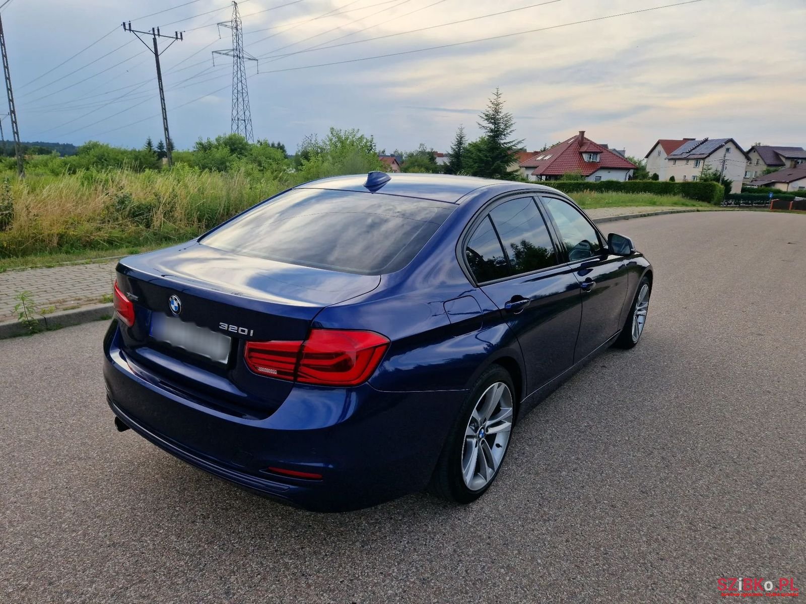 2016' BMW 3 Series photo #4