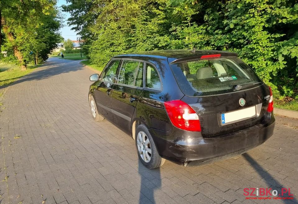 2008' Skoda Fabia photo #4