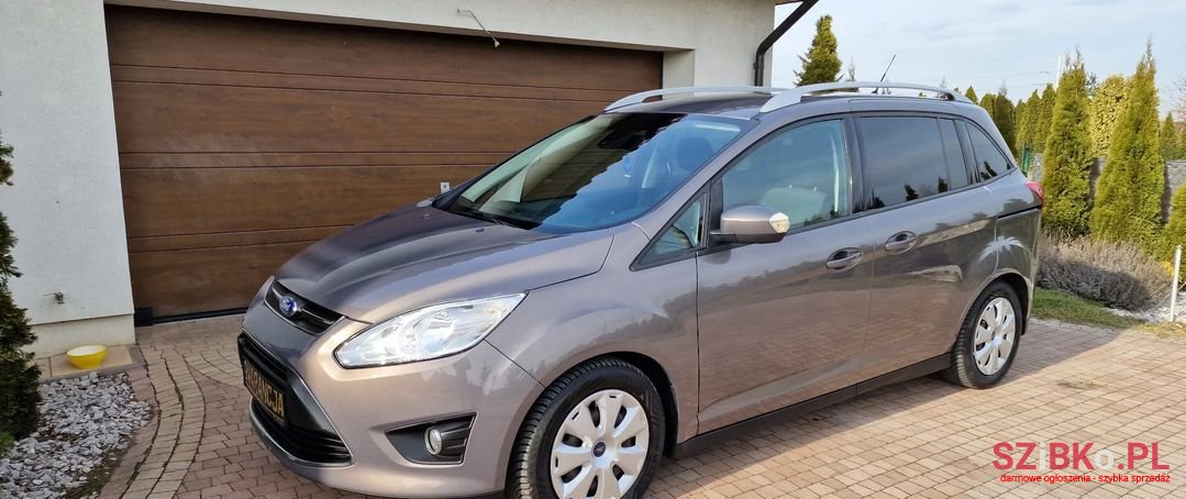 2013' Ford Grand C-MAX photo #2