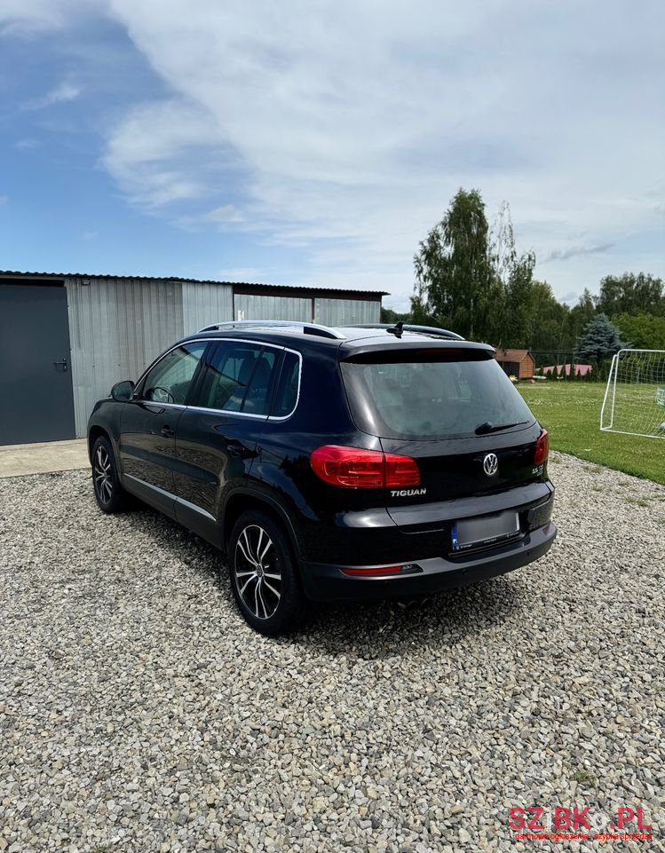 2012' Volkswagen Tiguan photo #4