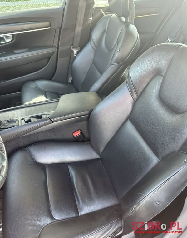 2017' Volvo V90 photo #4